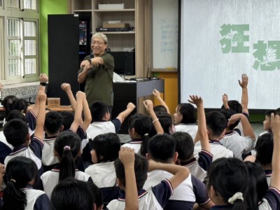 志工辦理FSC理念校園推廣活動