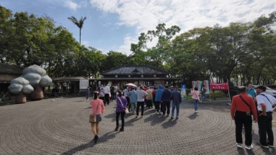 贈苗活動1