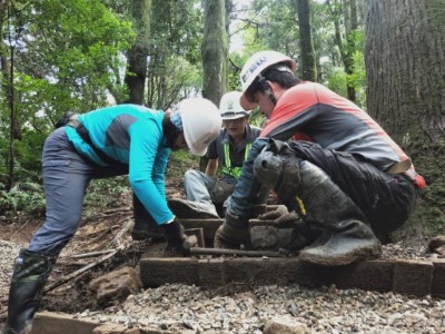 步道志工維護步道工作（林業保育署新竹分署提供）