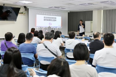 黃俊澤主任宣導健全綠能產業發展圖利與便民之區辨