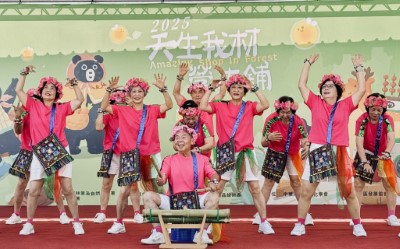 東勢區泰昌社區榮獲113年阿公阿嬤活力SHOW最佳團隊獎為活動帶來精彩表演