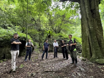 林華慶署長及曾智勇主委體驗賽夏秘境生態旅遊及賽夏族傳統山林智識