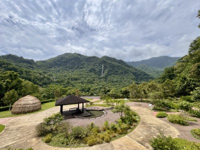 建議前往山區活動的遊客，請隨時關注氣象預報及當地氣候(圖為知本國家林遊樂區)
