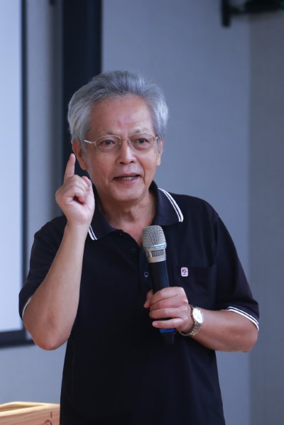 陳玉峯老師分享新書內容