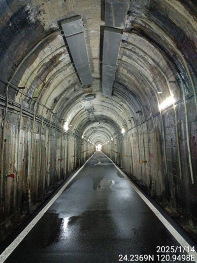 橫嶺山隧道內部