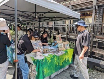 圖3、自然保育團體在現場與遊客分享保育議題(林業保育署新竹分署提供)