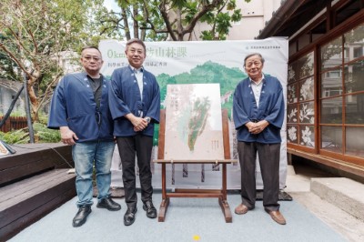 林業保育署《0km：重返山林課》特展開幕記者會，林業及自然保育署林華慶署長（中）、國立中興大學森林系羅名譽教授紹麟（右）、國立政治大學民族學系官教授大偉合影（左）。
