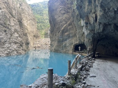 立霧溪燕子口堰塞湖