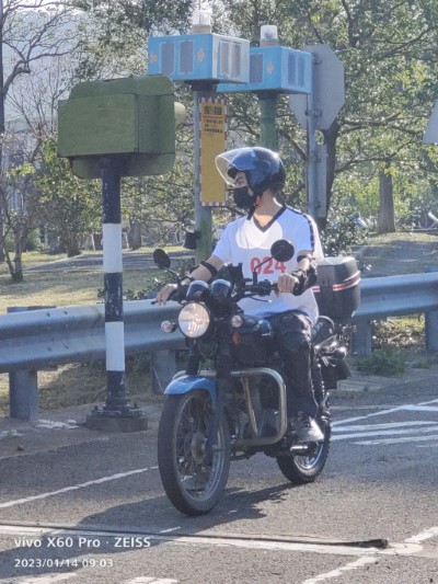 圖一術科測驗-騎乘機車