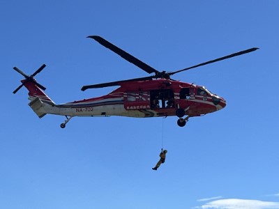 直升機人員吊掛