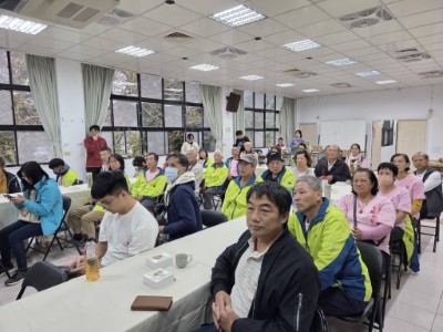 參與計畫農友、巡守隊夥伴參與食蛇龜、柴棺龜生態服務給付輔導計畫成果發表會