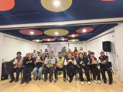 產品發表會合照 