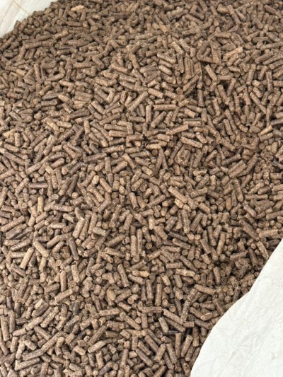 紅檜疏伐木製成之木質顆粒