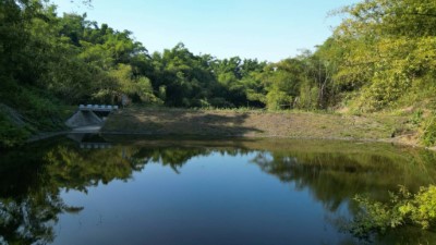 土壩提供有效蓄水約3.5萬噸供防災灌溉使用