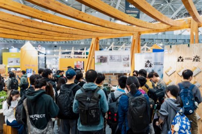 「國產材臺灣館」參觀人潮絡繹不絕