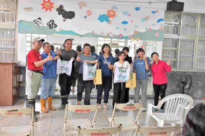 為增添民眾活動參與度，外來種移除設立「最大尾獎」、「最有份量獎」及捕獲最多種物種的「多樣性獎」獎項(嘉義縣鳥會陳建樺總幹事攝)