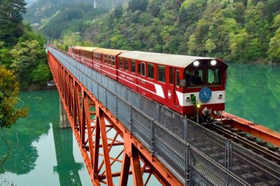 大井川鐵道(大井川鉄道株式会社提供)