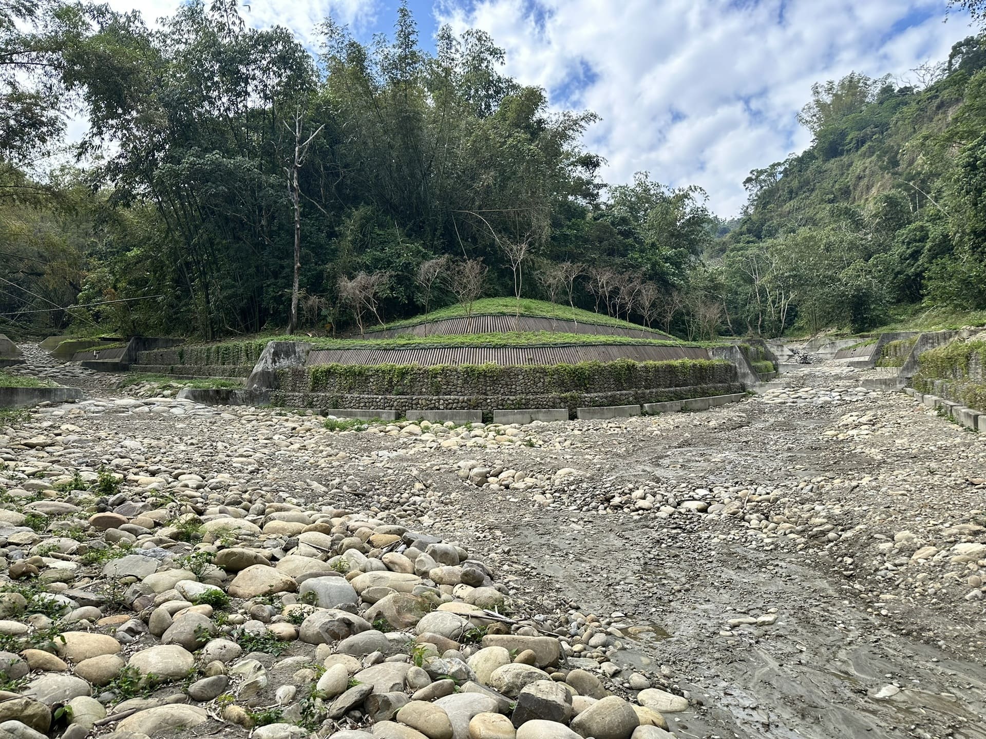 111-112年度雲林縣林內鄉阿區林班坑溝整治工程