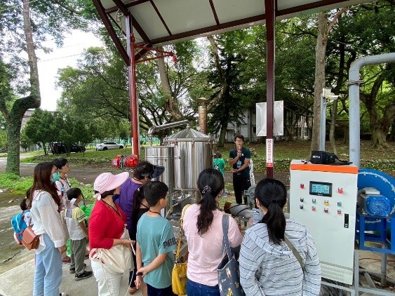 青農協助精油蒸餾設備及氣化爐營運管理