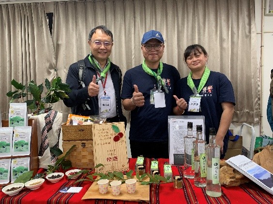 大雪山生態旅協會參與生態旅遊與地方創生聯盟攤位展示