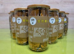 山村社區特色的統一產品包裝，提高品牌識別度(在地特色手工餅乾/土肉桂手杏仁片)
