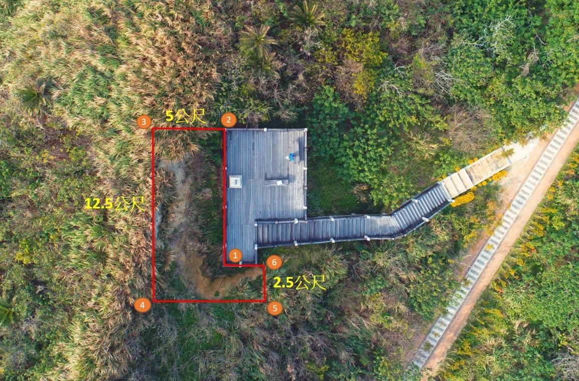 自然紀念物 II 區(過港隧道旁紀念碑及出露剖面)，總面積77平方公尺